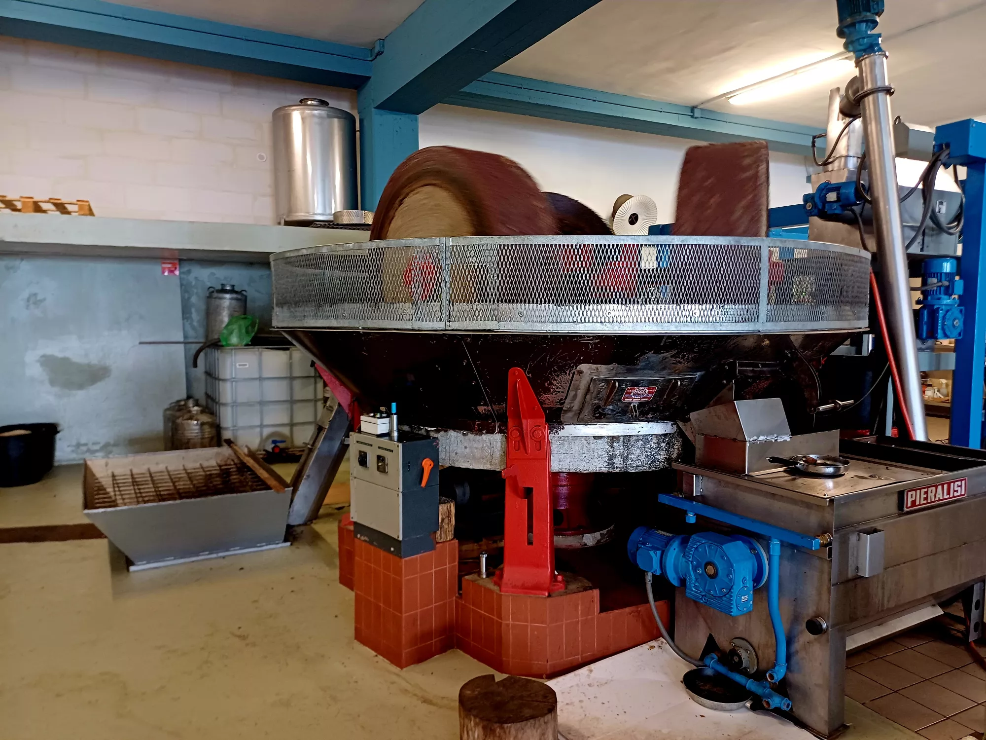 Olivenpresse Olivenpresse